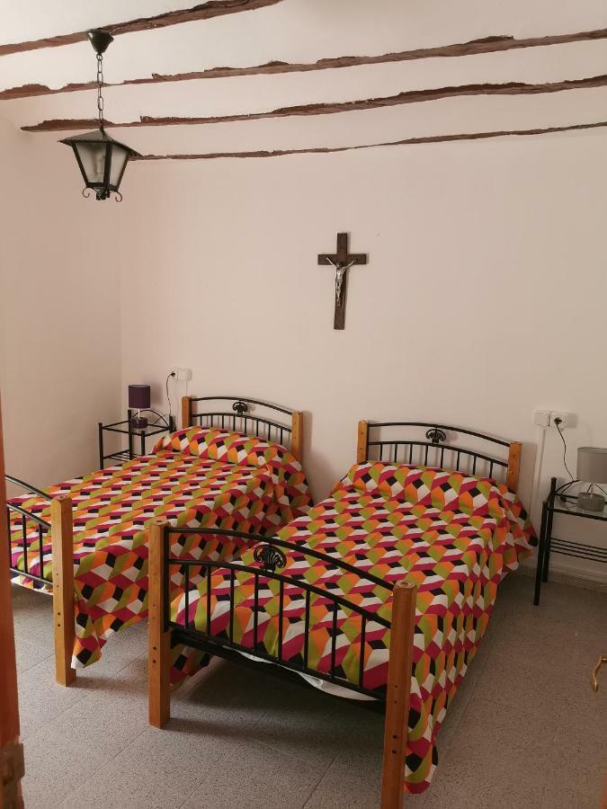 Casa Rural Y Albergue Tormon Esterno foto