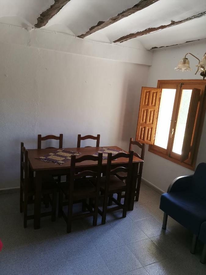 Casa Rural Y Albergue Tormon Esterno foto