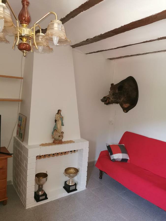 Casa Rural Y Albergue Tormon Esterno foto