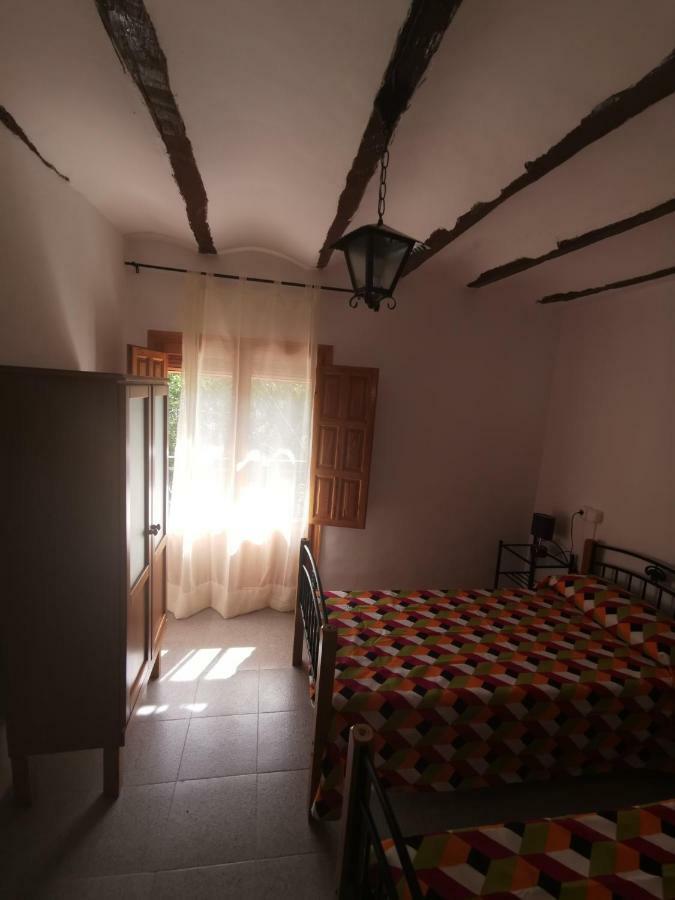 Casa Rural Y Albergue Tormon Esterno foto
