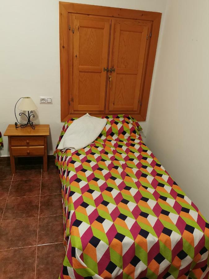Casa Rural Y Albergue Tormon Esterno foto