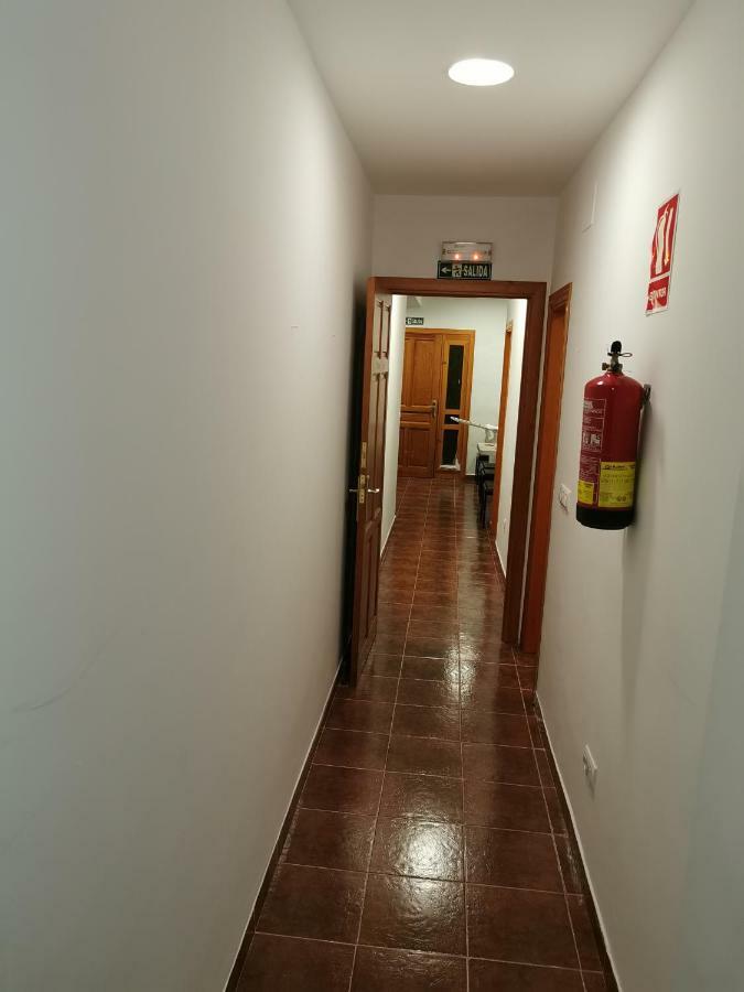 Casa Rural Y Albergue Tormon Esterno foto